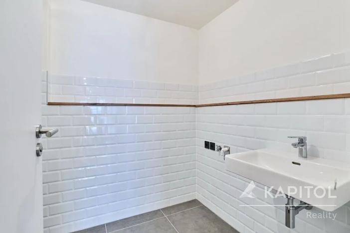 Pronájem bytu 3+kk, Praha - Vysočany, Kolbenova, 76 m2