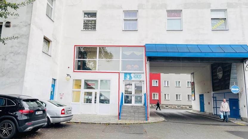 Pronájem kanceláře, Šumperk, M. R. Štefánika, 193 m2