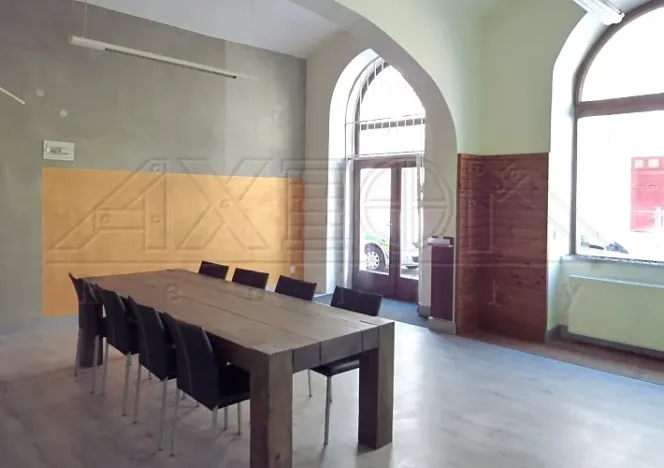 Pronájem obchodního prostoru, Praha - Nové Město, Rumunská, 59 m2