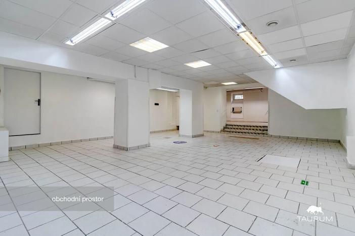 Prodej obchodního prostoru, Karlovy Vary, Vítězná, 147 m2