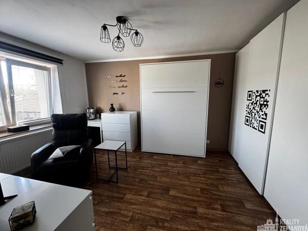 Prodej rodinného domu, Zvoleněves, 125 m2