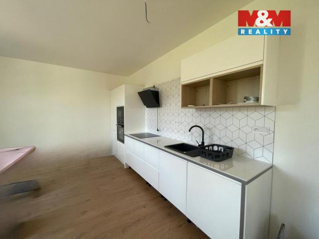 Pronájem rodinného domu, Ostrava - Petřkovice, Hlučínská, 200 m2