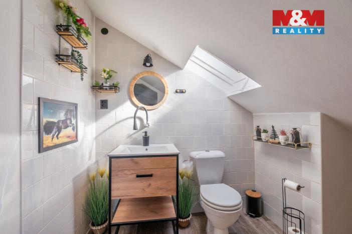 Prodej rodinného domu, Petrohrad - Bílenec, 142 m2