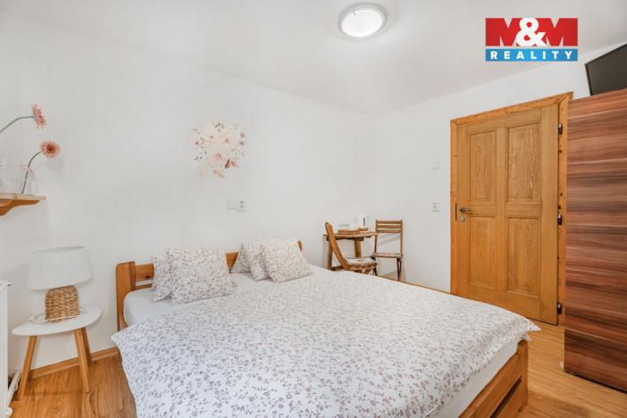 Prodej restaurace, Hřensko, 300 m2