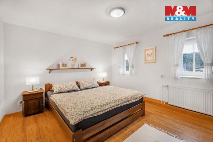 Prodej restaurace, Hřensko, 300 m2