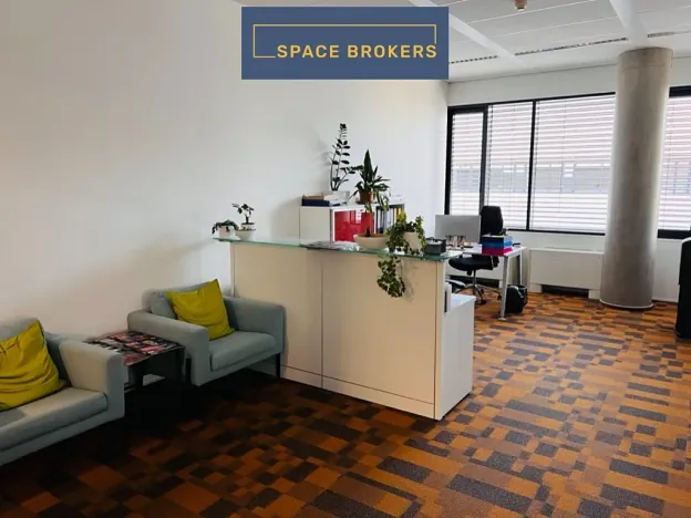 Pronájem kanceláře, Praha, Prosecká, 839 m2