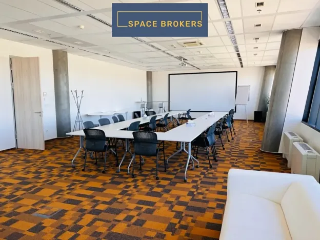 Pronájem kanceláře, Praha, Prosecká, 839 m2