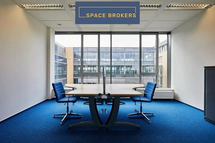 Pronájem kanceláře, Praha - Jinonice, Radlická, 2500 m2