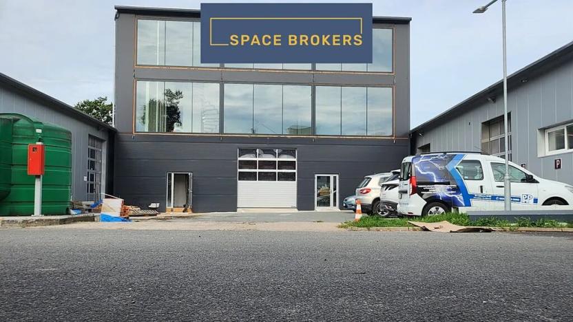 Pronájem kanceláře, Hradec Králové, Vážní, 114 m2