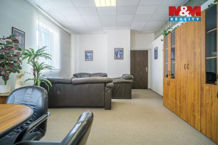 Prodej obchodního prostoru, Kadaň, Polní, 1200 m2