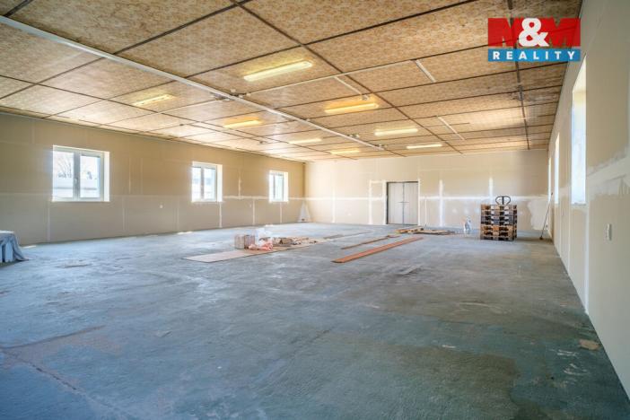 Prodej obchodního prostoru, Kadaň, Polní, 1200 m2