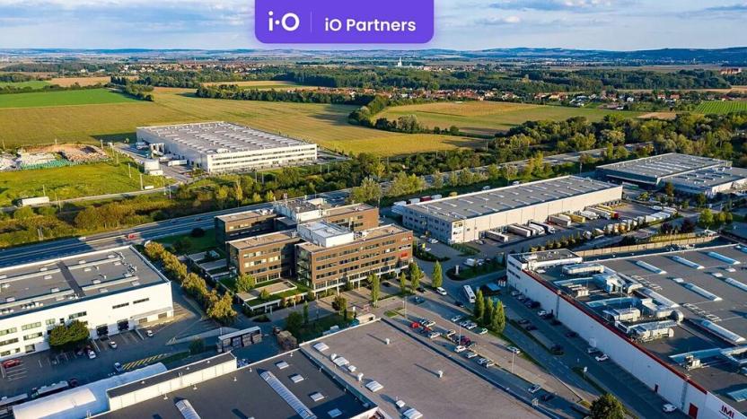 Pronájem skladu, Modřice, Evropská, 12420 m2