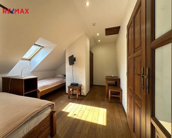 Prodej ubytování, Holetín, 800 m2