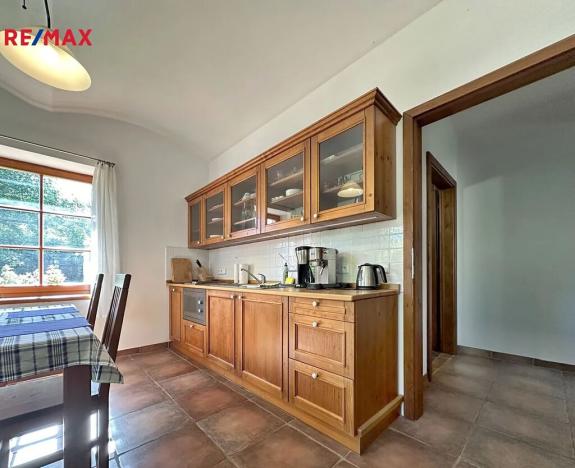 Prodej ubytování, Holetín, 800 m2