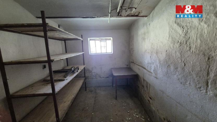 Prodej rodinného domu, Mikulovice, Hlucholazská, 200 m2