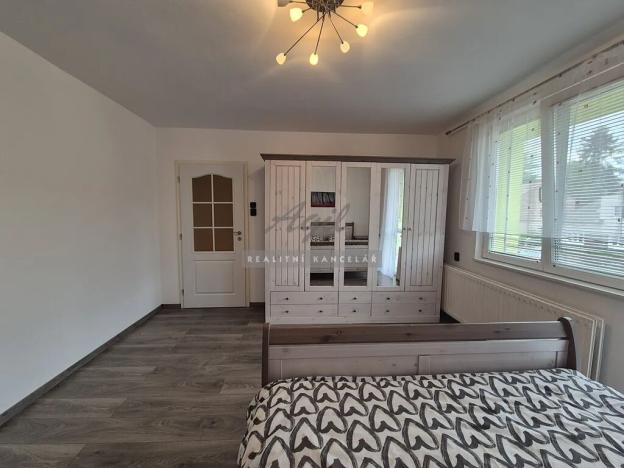 Pronájem bytu 4+1, Šlapanice, 95 m2