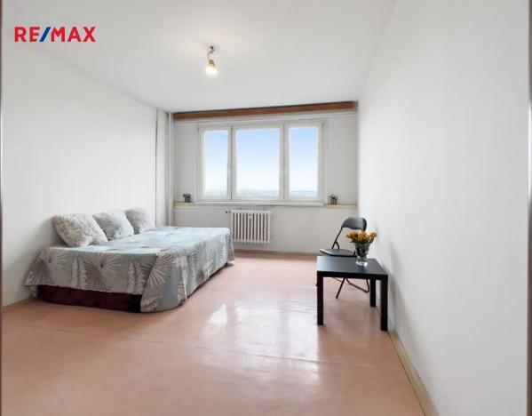 Prodej bytu 1+kk, Praha - Háje, Hlavatého, 27 m2