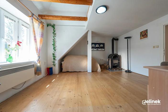 Prodej rodinného domu, Jimramov, náměstí Jana Karafiáta, 105 m2