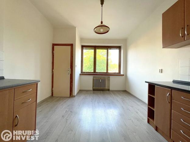 Pronájem bytu 1+1, Hronov, Husova, 64 m2