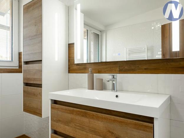 Prodej rodinného domu, Horní Planá, 196 m2