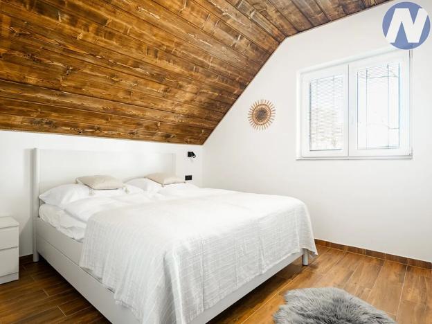 Prodej rodinného domu, Horní Planá, 196 m2