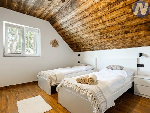 Prodej rodinného domu, Horní Planá, 196 m2