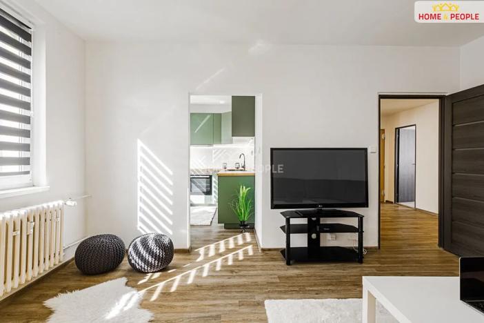 Prodej bytu 3+1, Karlovy Vary, Okružní, 65 m2