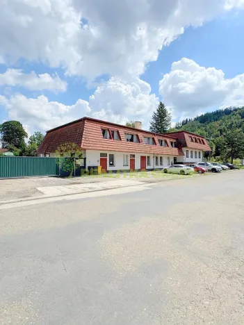 Pronájem komerčního pozemku, Halenkov, 25246 m2