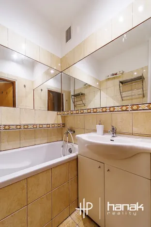 Pronájem bytu 3+1, Šternberk, Nádražní, 61 m2