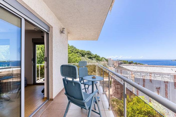 Prodej bytu 2+kk, Pržno, 58 m2