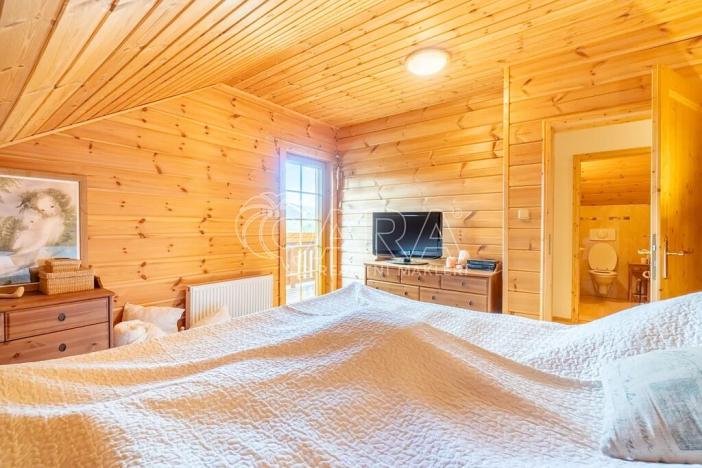 Prodej ubytování, Loučná pod Klínovcem, 195 m2