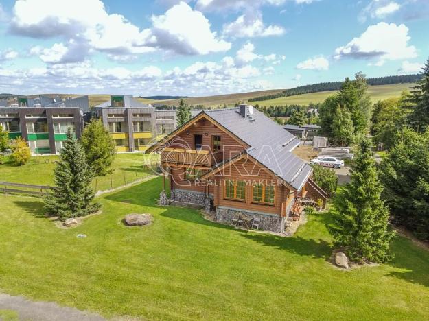 Prodej ubytování, Loučná pod Klínovcem, 195 m2