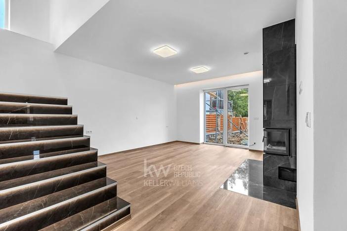 Prodej rodinného domu, Vykáň, 214 m2