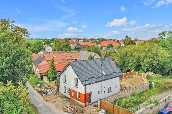 Prodej rodinného domu, Vykáň, 214 m2