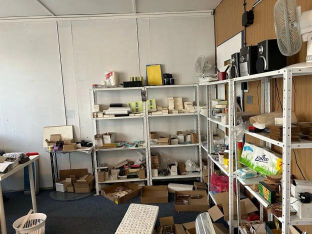 Prodej výrobních prostor, Zdiby, U Továrny, 300 m2