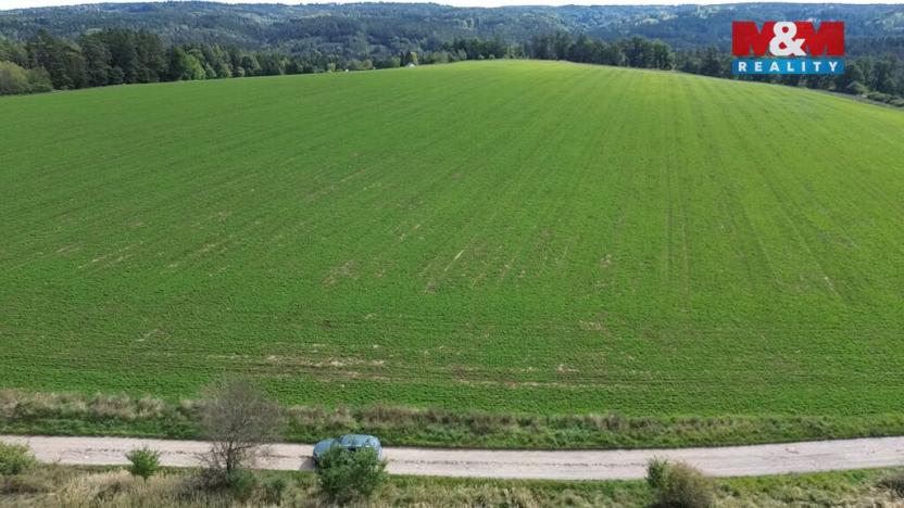 Prodej pole, Dobronice u Bechyně, 9873 m2