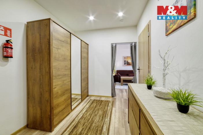 Prodej bytu 3+1, Mariánské Lázně - Úšovice, Hroznatova, 64 m2