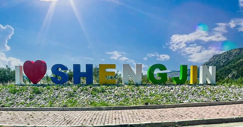 Prodej bytu 2+kk, Shëngjin, Albánie, 70 m2