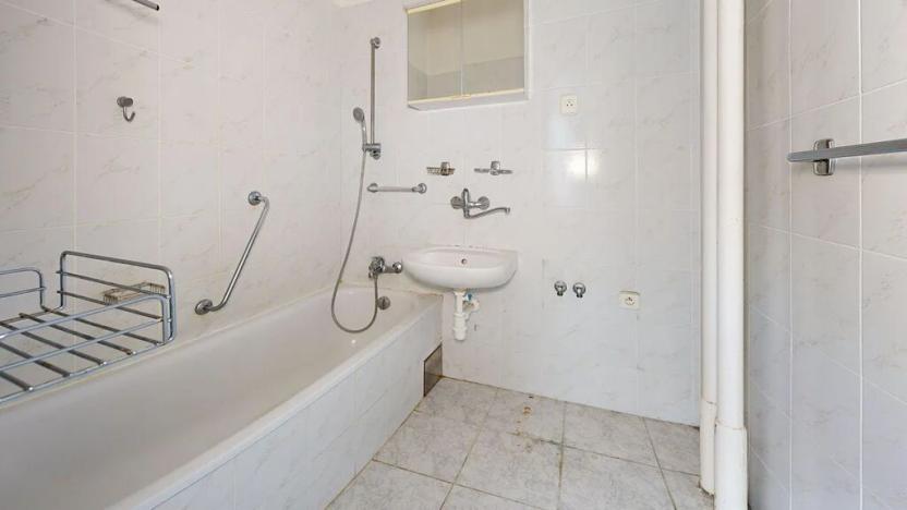 Prodej bytu 3+1, Praha - Malešice, Počernická, 71 m2