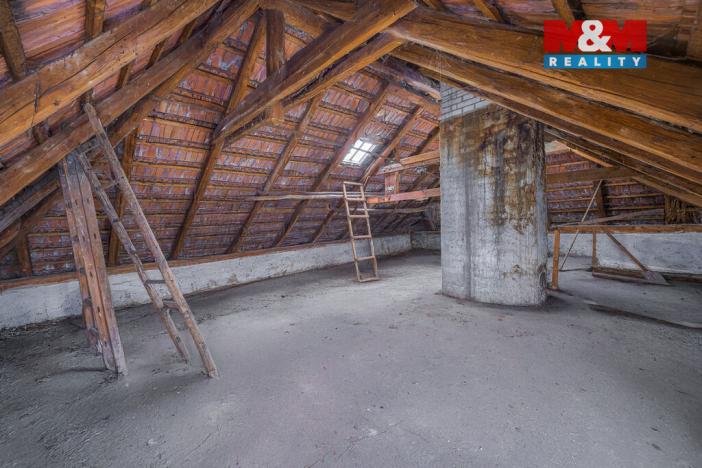 Prodej rodinného domu, Čáslav - Čáslav-Nové Město, Jeníkovská, 179 m2