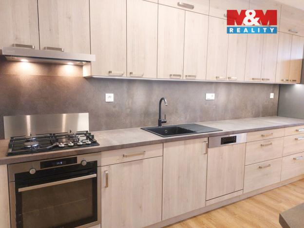 Pronájem bytu 3+1, Mělník, Veslařská, 79 m2