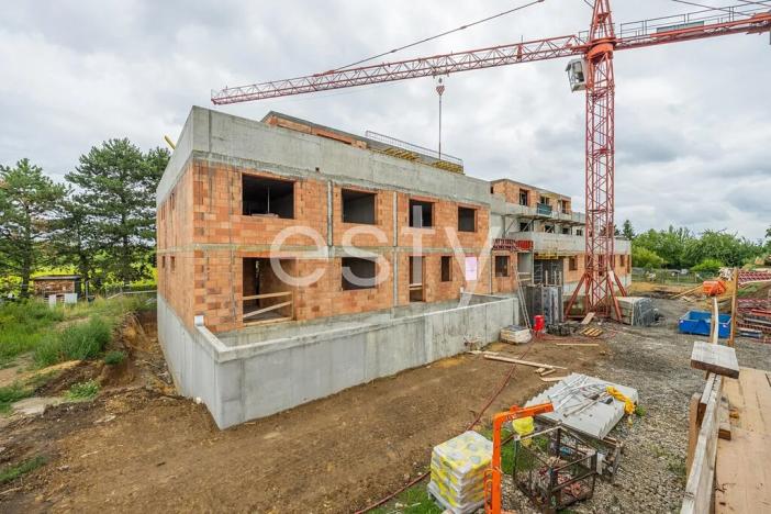 Prodej bytu 1+kk, Praha - Satalice, Za Novákovou zahradou, 35 m2