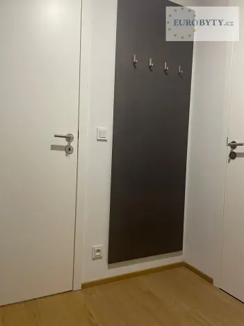 Pronájem bytu 1+kk, Praha - Vršovice, Bartoškova, 40 m2