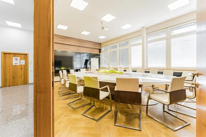 Pronájem kanceláře, Praha - Košíře, Jinonická, 257 m2