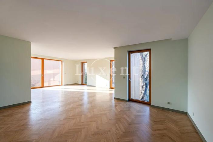 Prodej bytu 4+kk, Praha - Suchdol, Pod rybníčkem, 283 m2