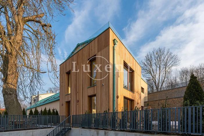 Prodej bytu 4+kk, Praha - Suchdol, Pod rybníčkem, 283 m2