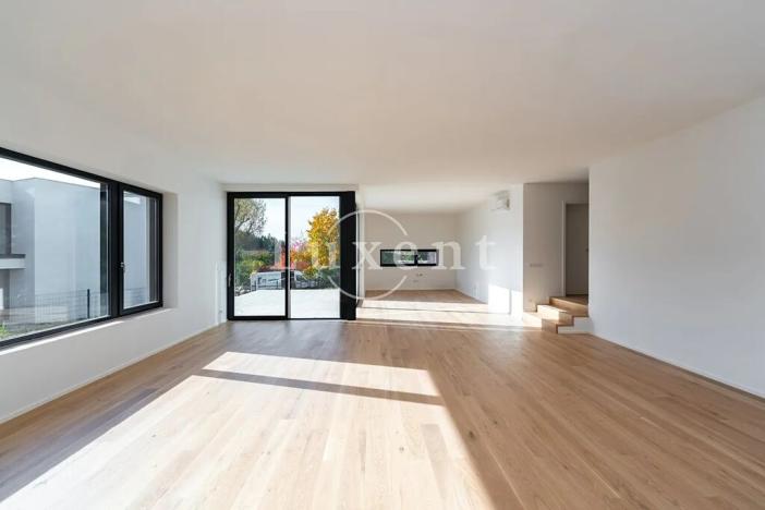 Prodej rodinného domu, Velké Popovice, Malostranská, 350 m2