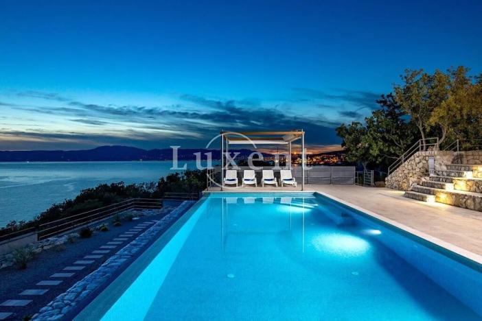 Prodej vily, Krk, Chorvatsko, 463 m2