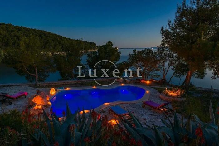 Prodej vily, Bol, Chorvatsko, 300 m2