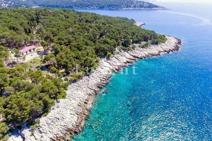 Prodej pozemku pro bydlení, Milna, Chorvatsko, 8880 m2